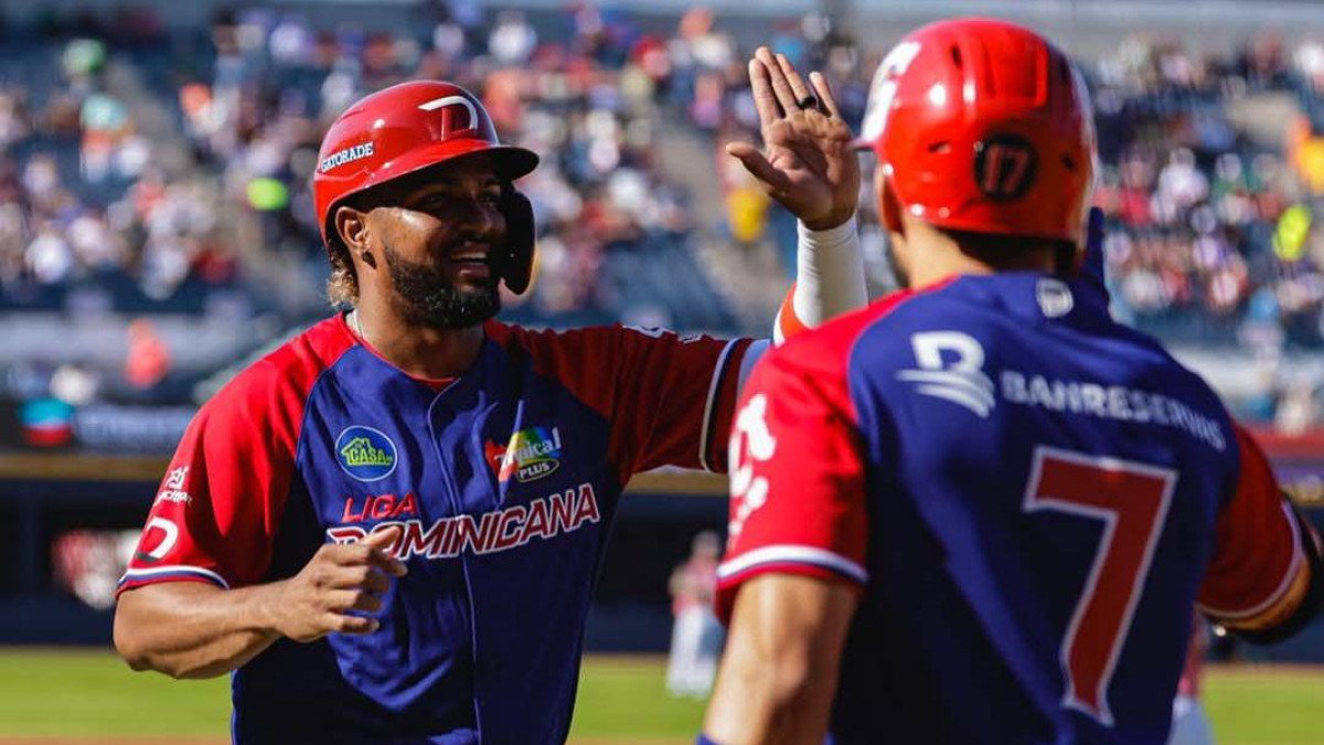 Johnny Cueto guía otra paliza del Escogido en la Serie del Caribe