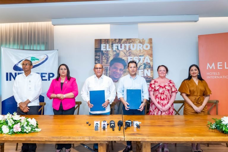 Abrirán en Punta Cana el primer Hotel-Escuela de Formación en Hostelería y Turismo de la República Dominicana