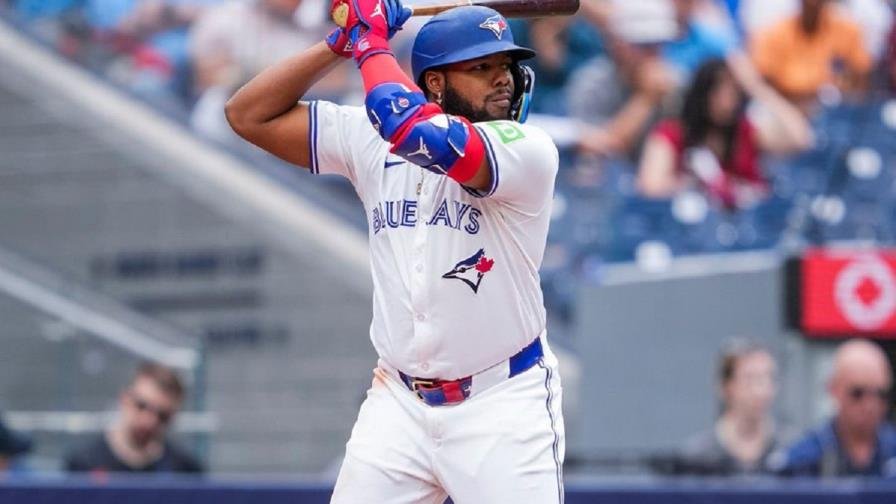 Guerrero Jr. conecta su décimo jonrón y lidera la victoria de los Blue Jays; Ozuna añade doble en el triunfo de los Bravos