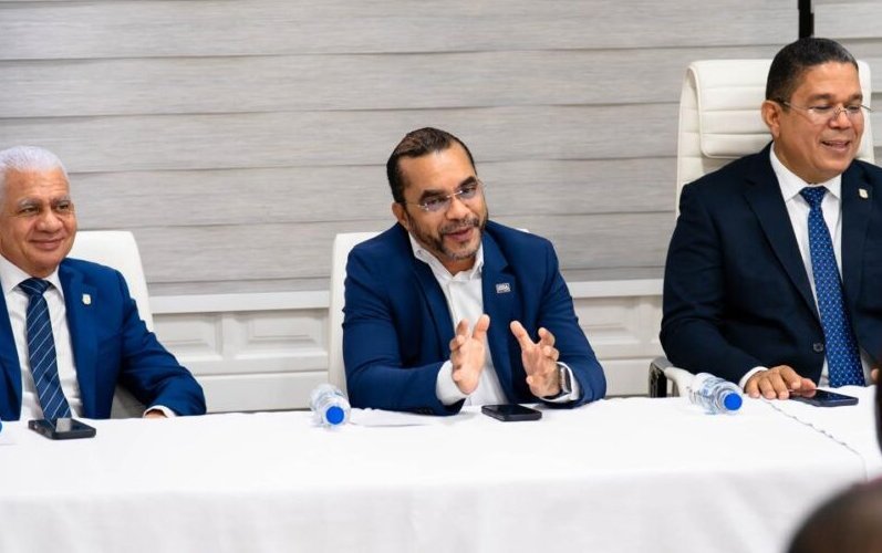 ITLA otorgará más de 8,000 becas en programas tecnológicos para el período abril-junio