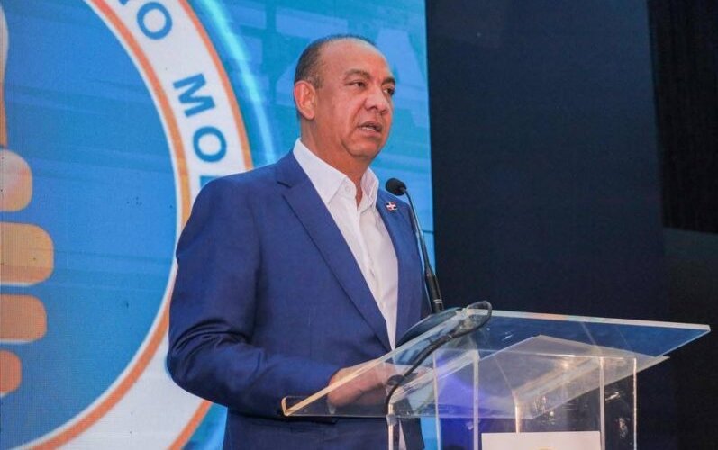 Deligne Ascención destaca estabilidad institucional y medidas del Gobierno ante escenario internacional