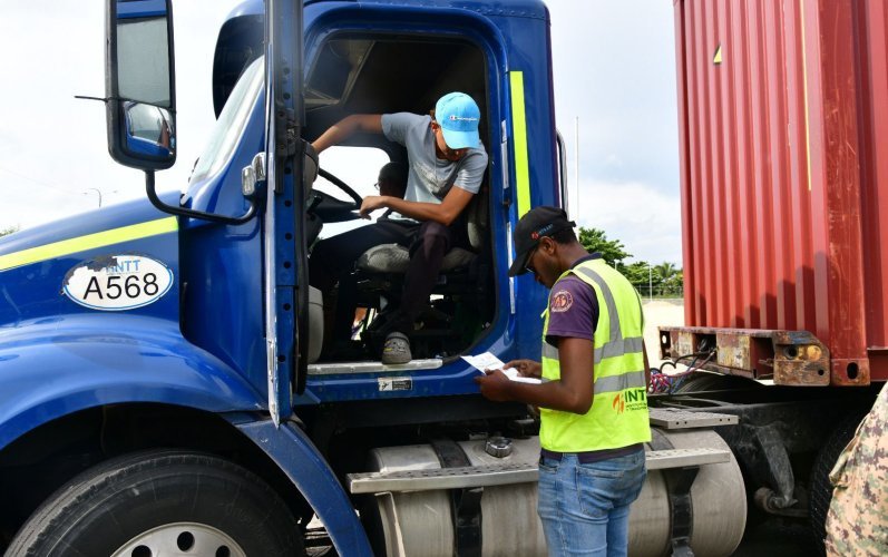 Intrant restringe circulación de vehículos de carga por asueto de Semana Santa