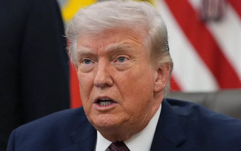 Trump lanza ultimátum a Irán y advierte de consecuencias si no reabre el estrecho de Ormuz