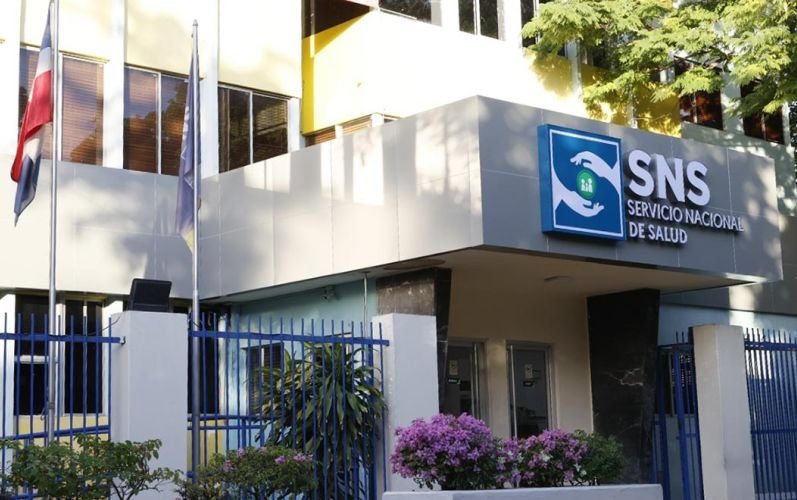 SNS ordena reforzar medidas preventivas en centros de salud por lluvias