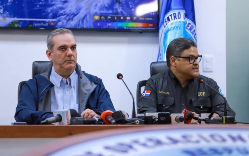 COE confirma muerte de niña por colapso de pared durante lluvias en Santo Domingo Oeste