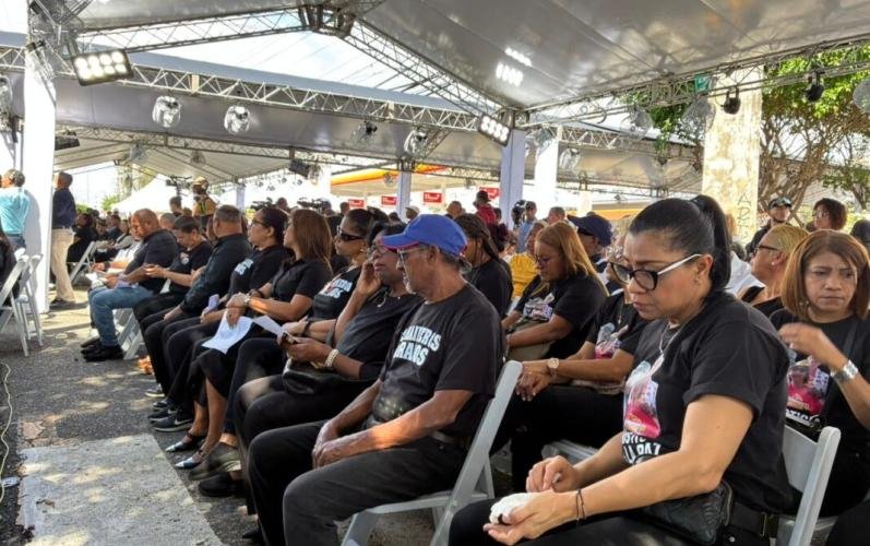 Clamor de justicia marca misa por primer aniversario de tragedia en Jet Set