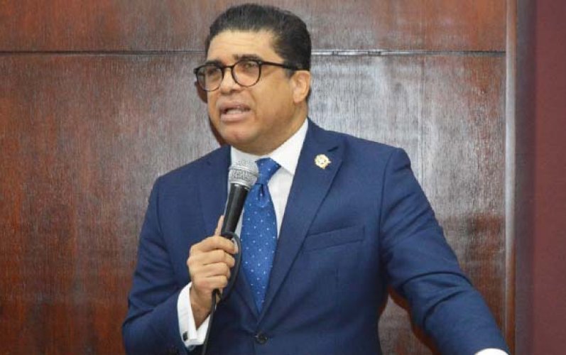 Alcalde de Santo Domingo Este destaca conferencia judicial como base para transformación del sistema