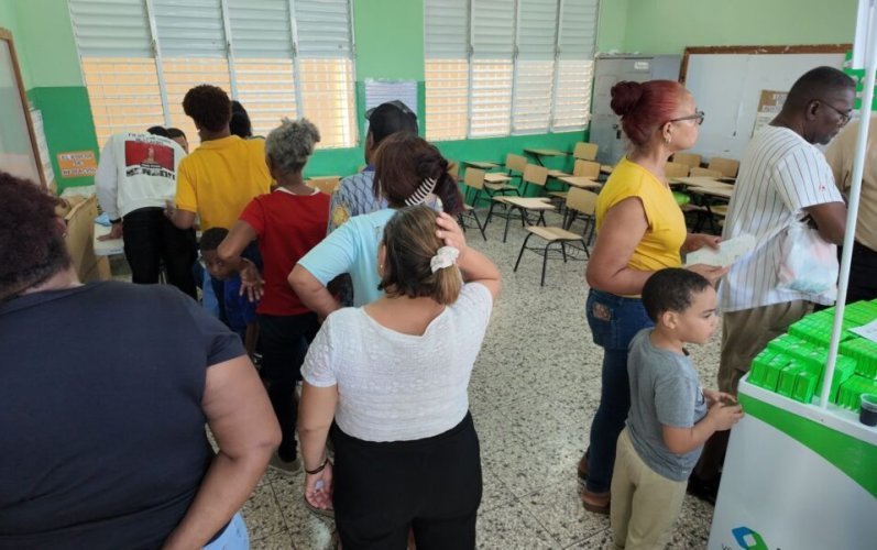 Residentes de Arroyo Hondo valoran impacto de operativo médico gratuito en la comunidad