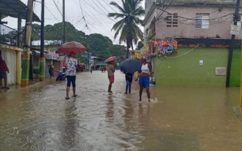 Indomet mantiene alertas por lluvias, tormentas y riesgo de inundaciones en varias provincias