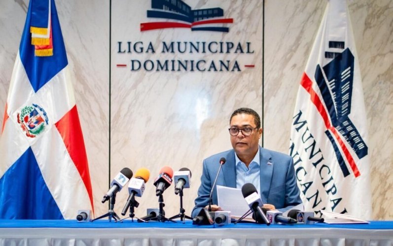 LMD advierte déficit de camiones compactadores y plantea modelo mixto para recolección de residuos