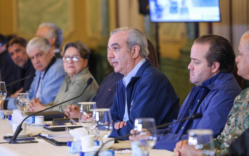 Abinader declara estado de emergencia en seis provincias por efectos de vaguada