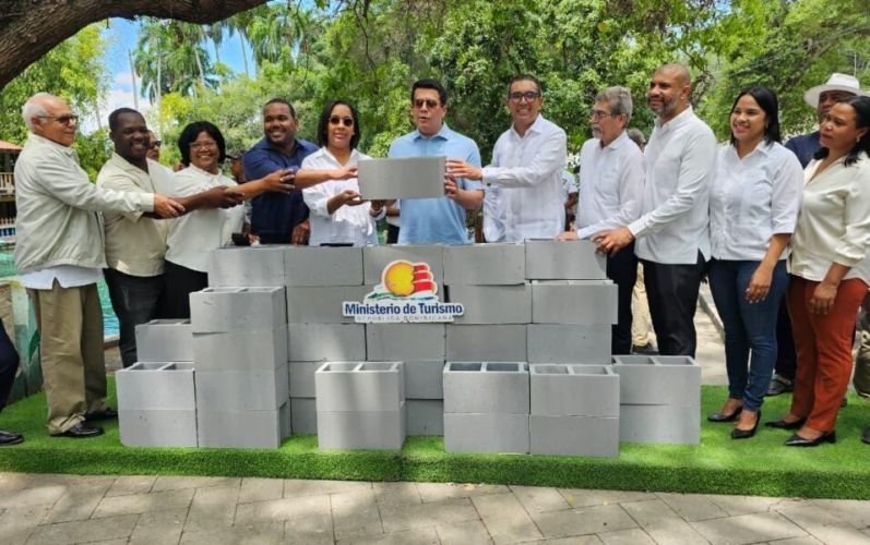 Inician remozamiento del balneario Las Marías en Bahoruco con inversión superior a RD$71 millones