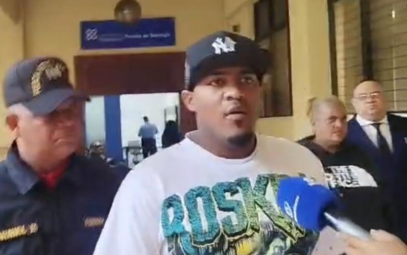 Se entrega a Fiscalía joven vinculado a homicidio de ciudadano puertorriqueño en Santiago