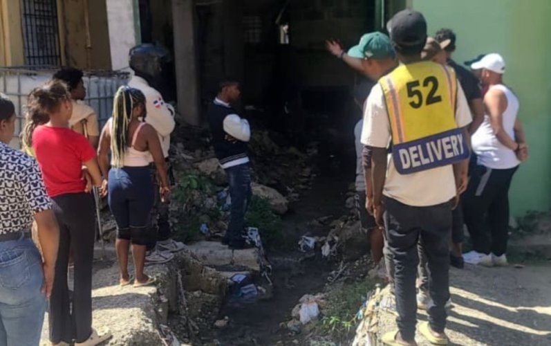 Envían al Inacif cuerpo de niña hallada en cañada de Los Girasoles