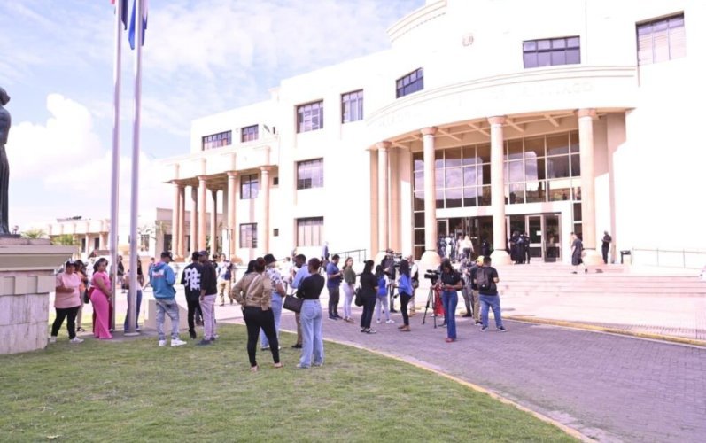 Conocen coerción contra siete acusados por muerte de chofer en Santiago