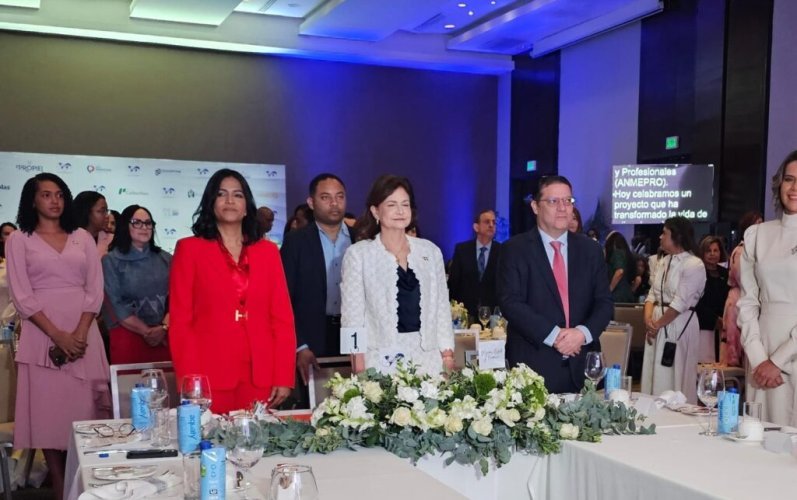 ANMEPRO celebra 39 aniversario con llamado a mayor participación femenina en decisiones