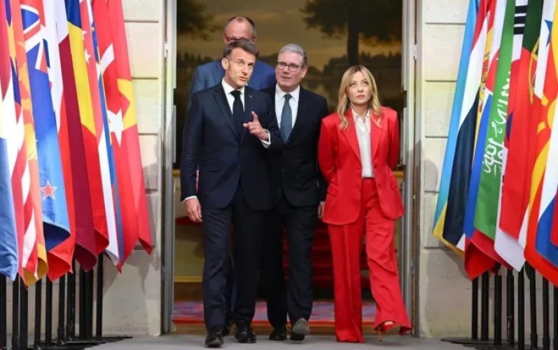 Militares de más de 30 países se reúnen en Londres para plan sobre el estrecho de Ormuz