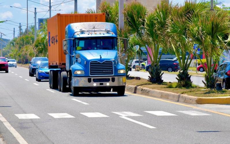 Transportistas advierten urgencia de medidas ante aumento de imprudencias en las vías