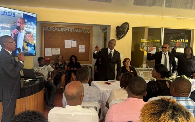 Alcalde de Arroyo Barril presenta rendición de cuentas y detalla obras ejecutadas