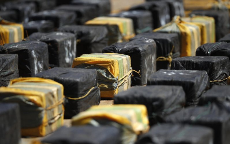 Autoridades incautan más de dos toneladas de cocaína en operativo marítimo en México