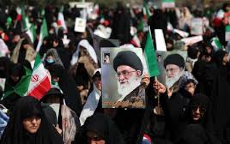 Irán asegura que bloqueó ingreso de buques de EE. UU. e Israel en Ormuz