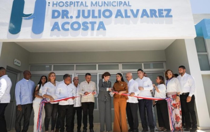 Entregan renovado hospital municipal en Castañuelas tras inversión de RD$136 millones