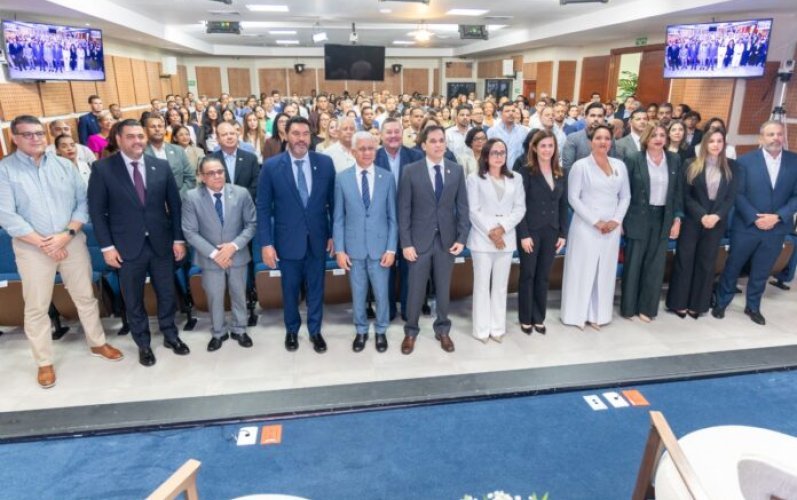 Senado socializa proyecto de ley sobre intermediación inmobiliaria y publicidad del sector