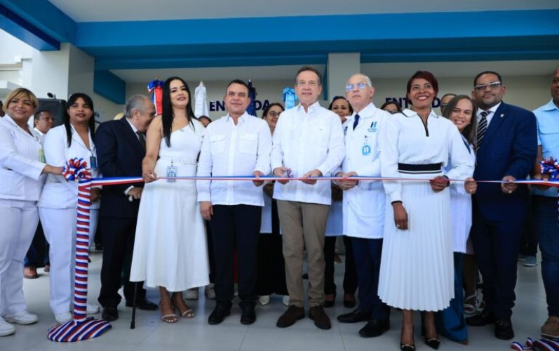 SNS recibe nuevas áreas remozadas del Hospital Vinicio Calventi