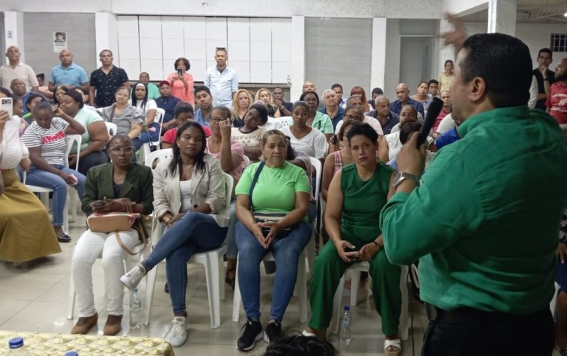 Dirigentes de Fuerza del Pueblo proponen a Tobías Crespo para la alcaldía del Distrito Nacional