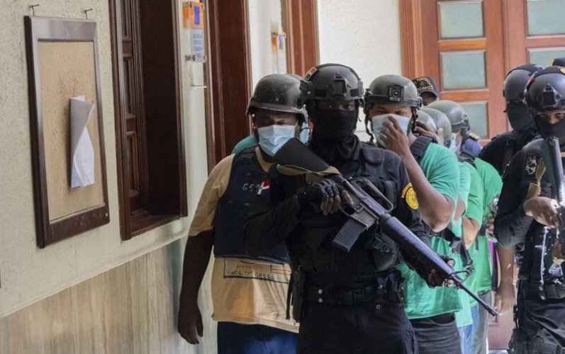 Dictan un año de prisión preventiva a diez imputados por presunto fraude de más de RD$200 millones