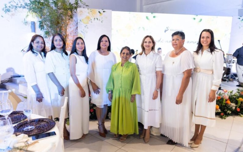 Voluntariado Banreservas homenajea a colaboradoras con actividad por el Día de las Madres