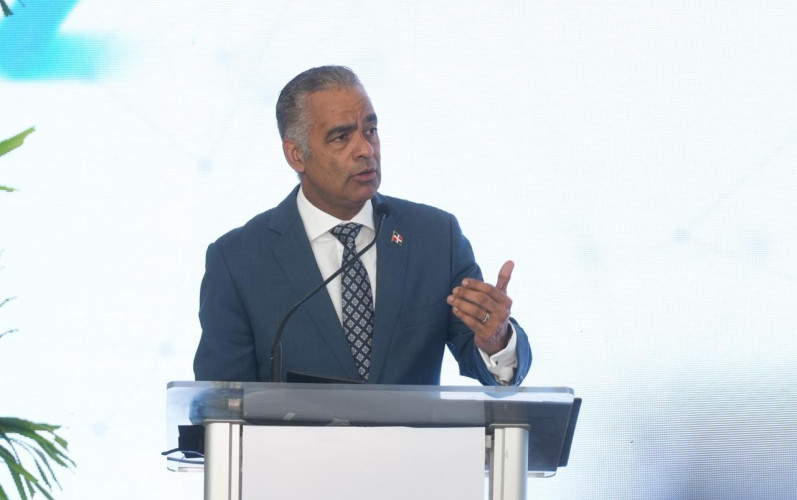 Joel Santos proyecta histórica expansión energética para 2028