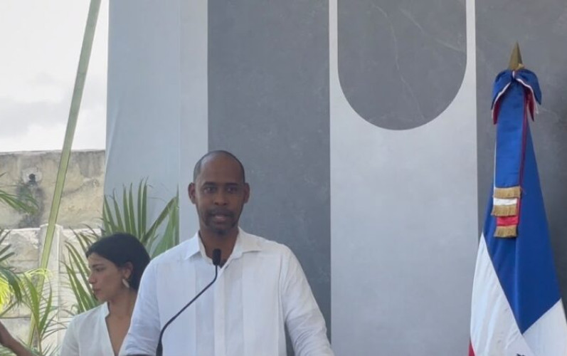 Tury Reyes asegura nueva vía impulsará el desarrollo y la conectividad de Caleta
