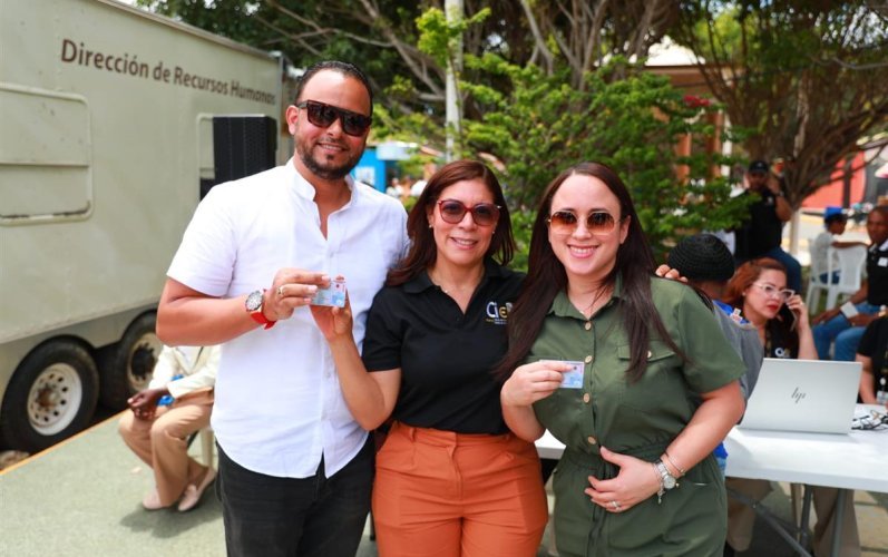 JCE realiza jornada especial de cedulación en Bohechío