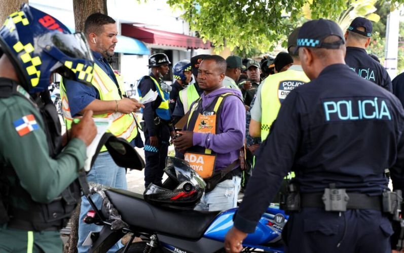 Fiscalizan 15 paradas de motoconcho y eliminan tres por incumplir normas