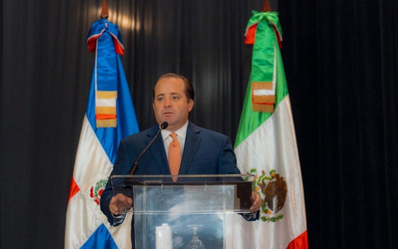 Paliza asegura RD reúne condiciones para convertirse en un hub energético regional