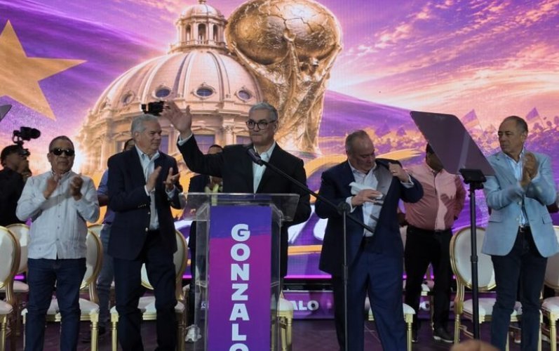 Gonzalo Castillo anuncia que está listo para aspirar nuevamente a la Presidencia