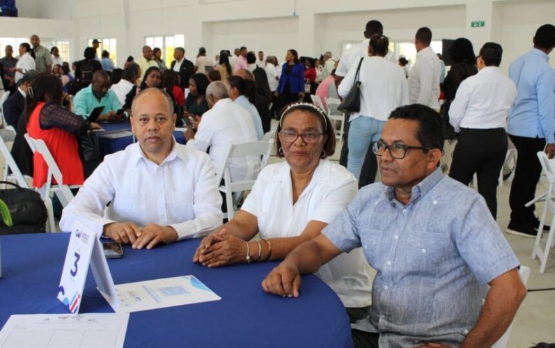 Regional 03 de Azua fortalece formación docente con jornada de verano