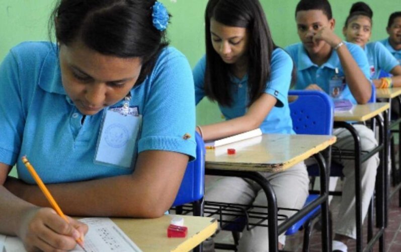 Más de 111 mil estudiantes toman Pruebas Nacionales