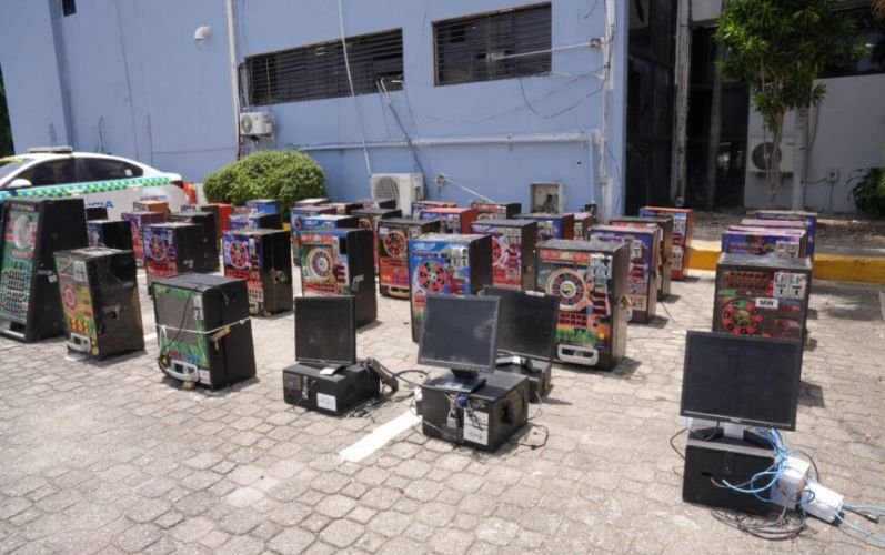 Ocupan armas y drogas en operativos