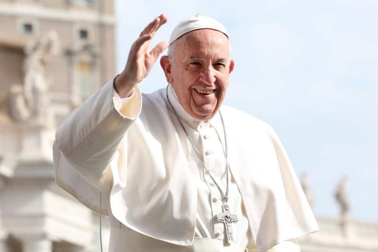 Muere el papa Francisco a los 88 años tras sufrir un ictus cerebral